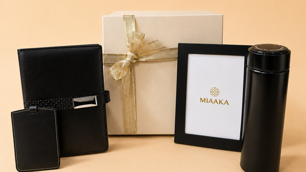 Black Frame Hamper