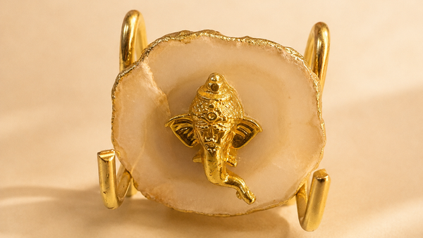 Divya Ganesha Agate Stand