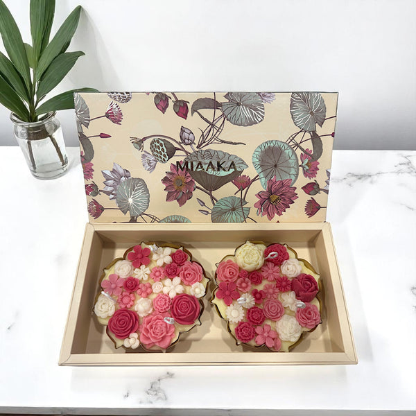 TIMELESS URLI GIFT BOX - SET OF 2 RED CANDLE