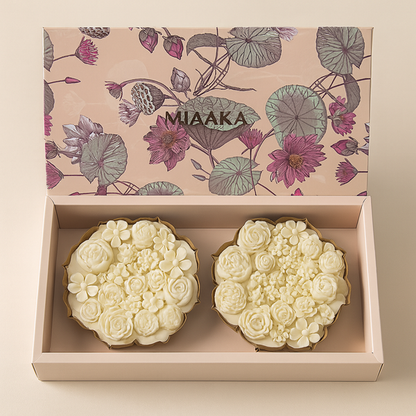TIMELESS URLI GIFT BOX - SET OF 2 WHITE CANDLE