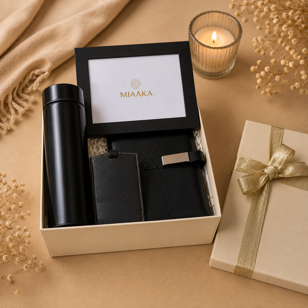 Black Frame Hamper