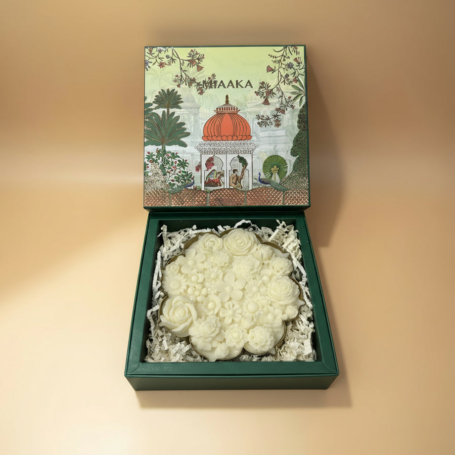 TIMELESS URLI - WHITE
