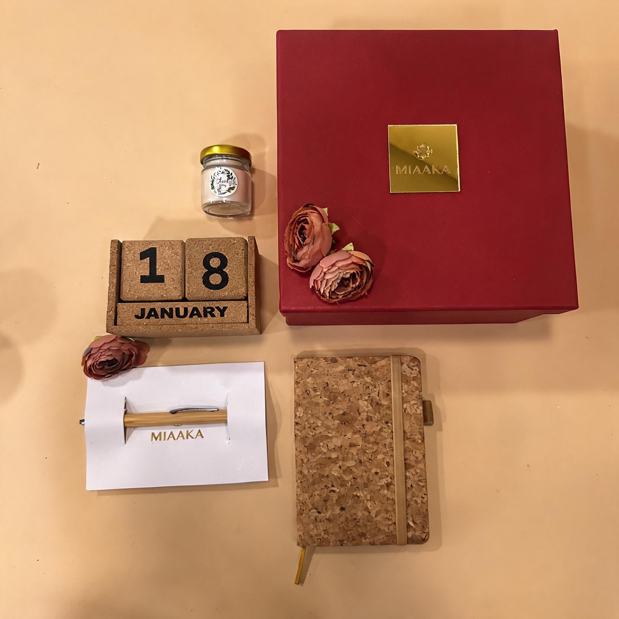Desk Companion Hamper