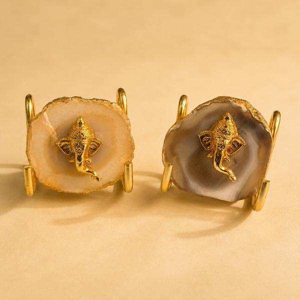Divya Ganesha Agate Stand