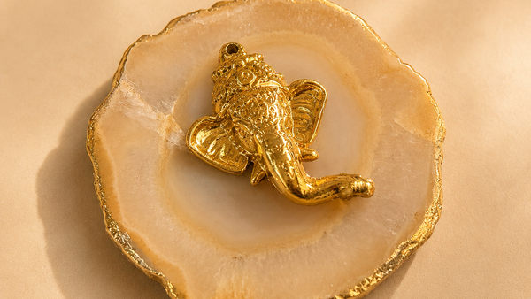 Divya Ganesha Agate Stand