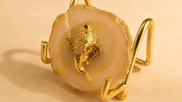 Divya Ganesha Agate Stand