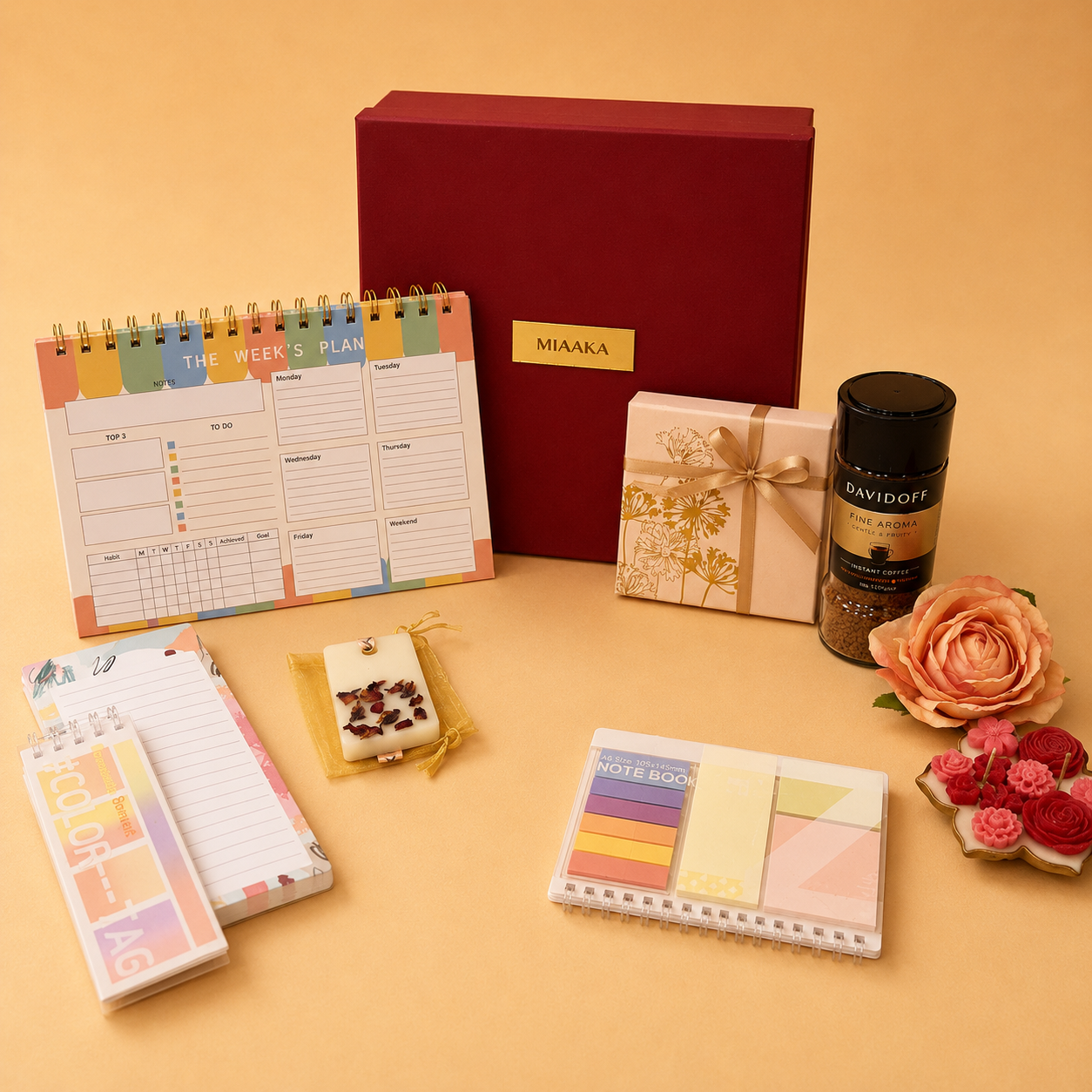 Her Happy Desk Hamper