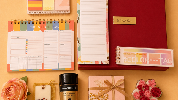 Her Happy Desk Hamper