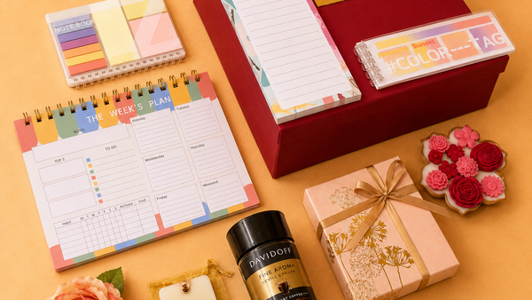 Her Happy Desk Hamper