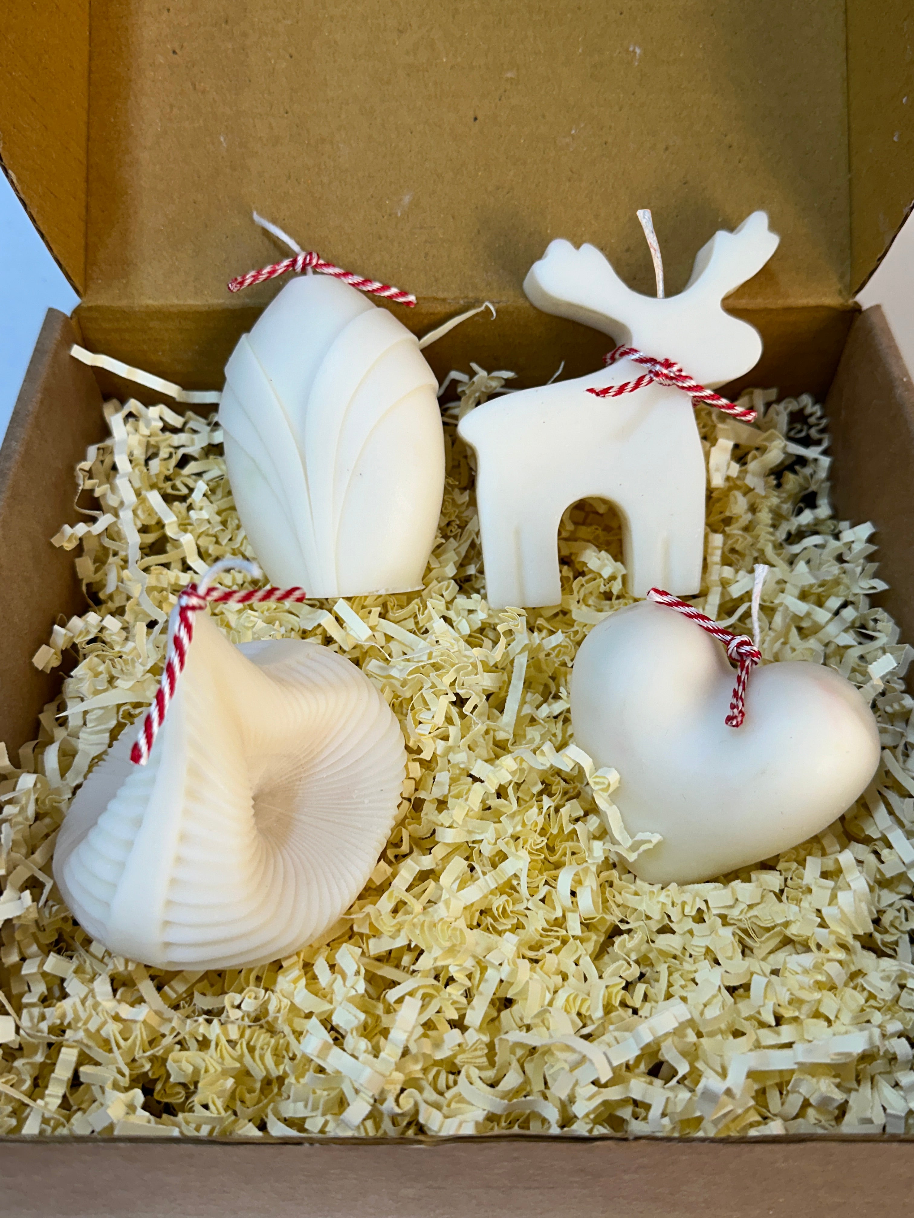 HOLIDAY WHISPERS GIFT SET - WARM WOODSY BLEND