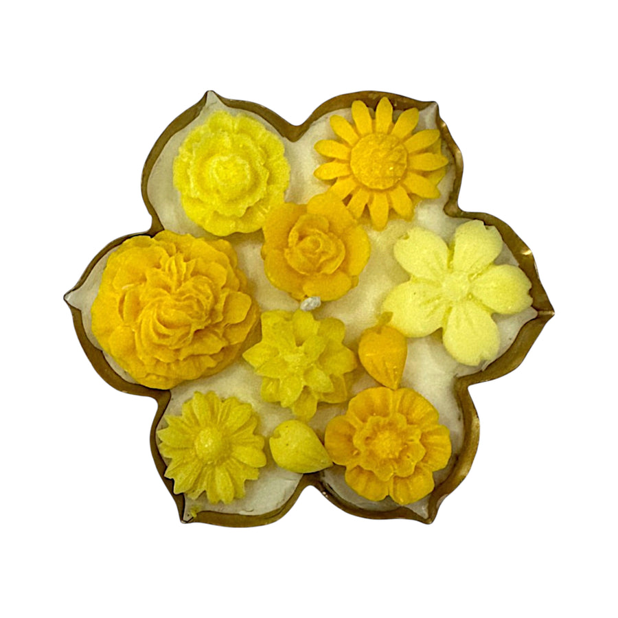 ROYAL URLI CANDLE - YELLOW