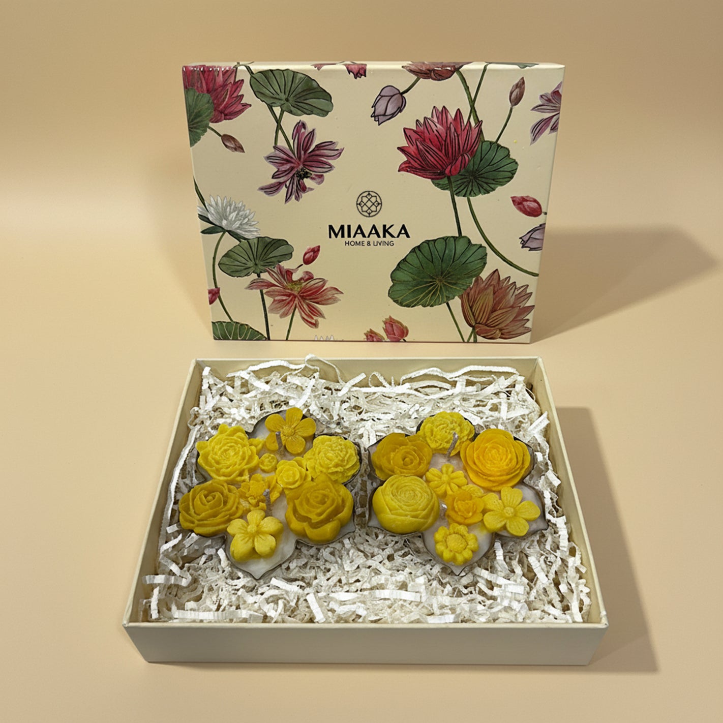 COZY SHEA COMFORT GIFT BOX - SET OF 2 ROYAL URLI CANDLE YELLOW