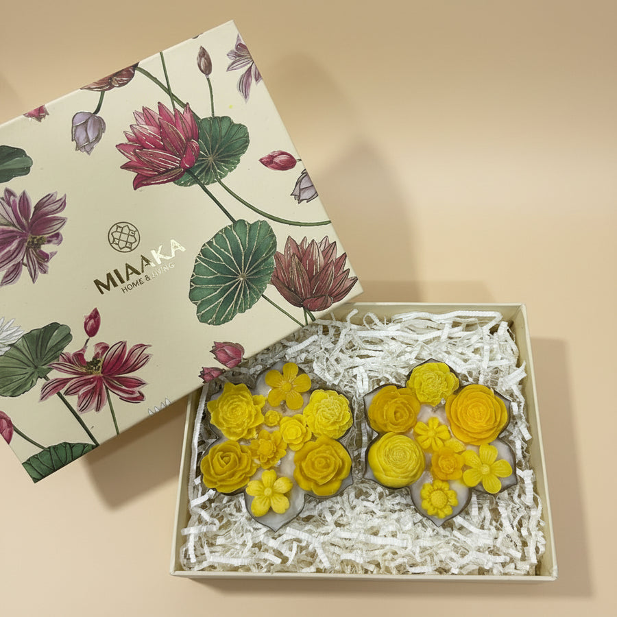 ROYAL URLI GIFT BOX - SET OF 2 YELLOW CANDLE
