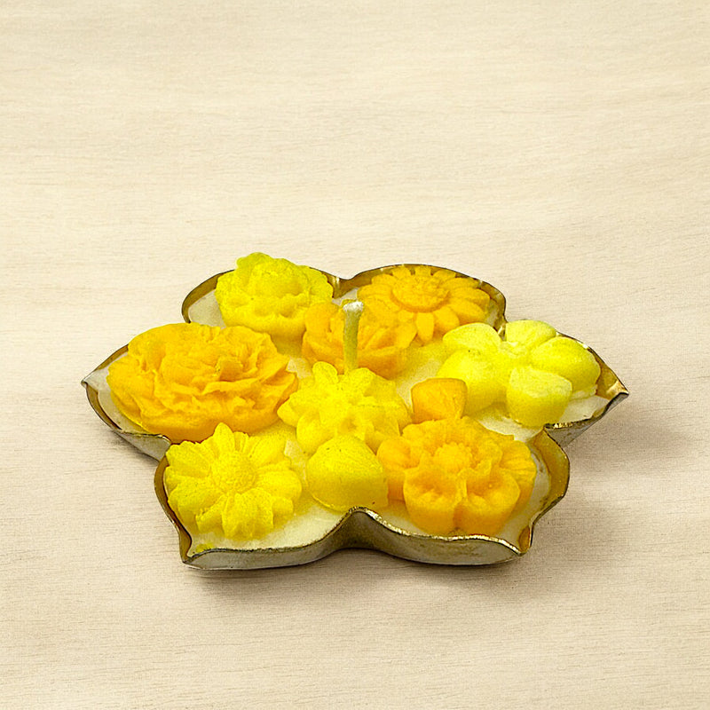 ROYAL URLI GIFT BOX - SET OF 4 YELLOW CANDLE