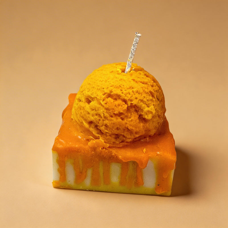 FROZEN DELIGHT ICE CREAM CANDLE