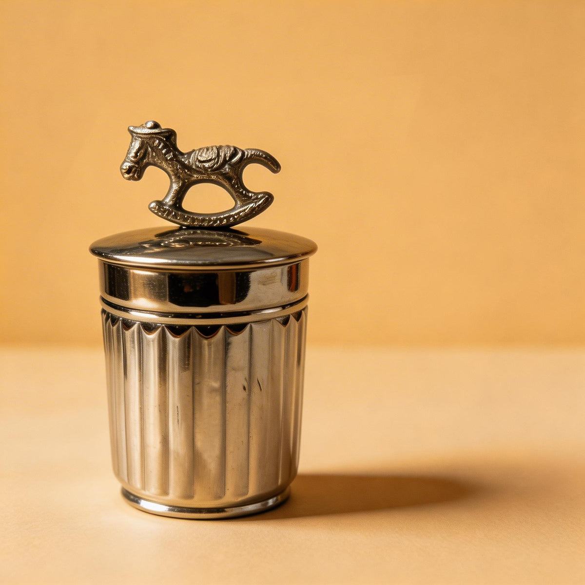 HERITAGE HORSE CANDLE