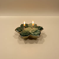 ROYAL URLI GIFT BOX - SET OF 2 GREEN CANDLE