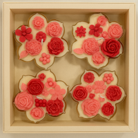 ROYAL URLI GIFT BOX - SET OF 4 RED CANDLE